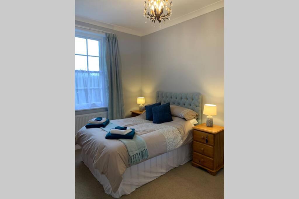 Grand 2 Bed Georgian Apartment At Florence House With King Bed, In The Heart Of Herne Bay & 300M From Beach エクステリア 写真