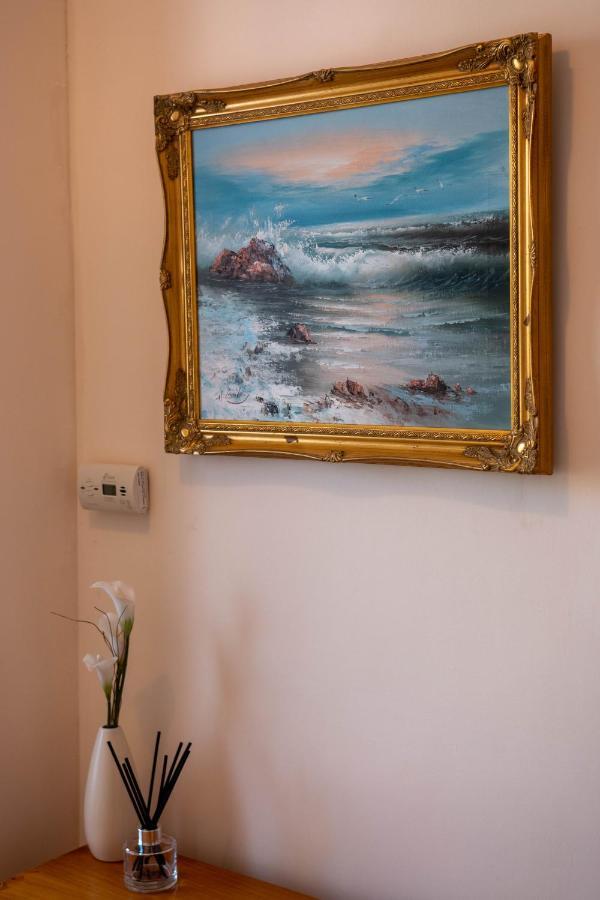 Grand 2 Bed Georgian Apartment At Florence House With King Bed, In The Heart Of Herne Bay & 300M From Beach エクステリア 写真