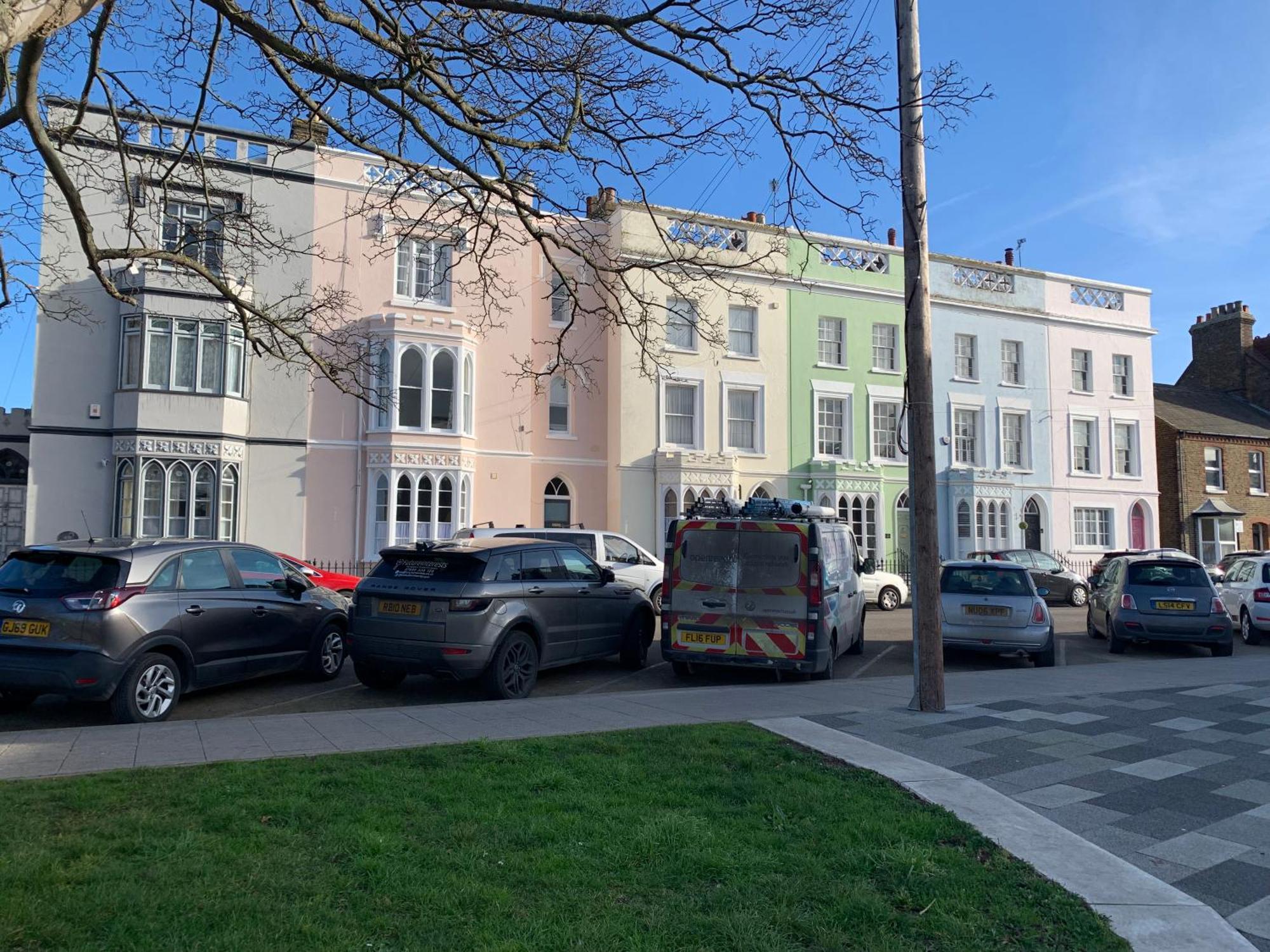 Grand 2 Bed Georgian Apartment At Florence House With King Bed, In The Heart Of Herne Bay & 300M From Beach エクステリア 写真